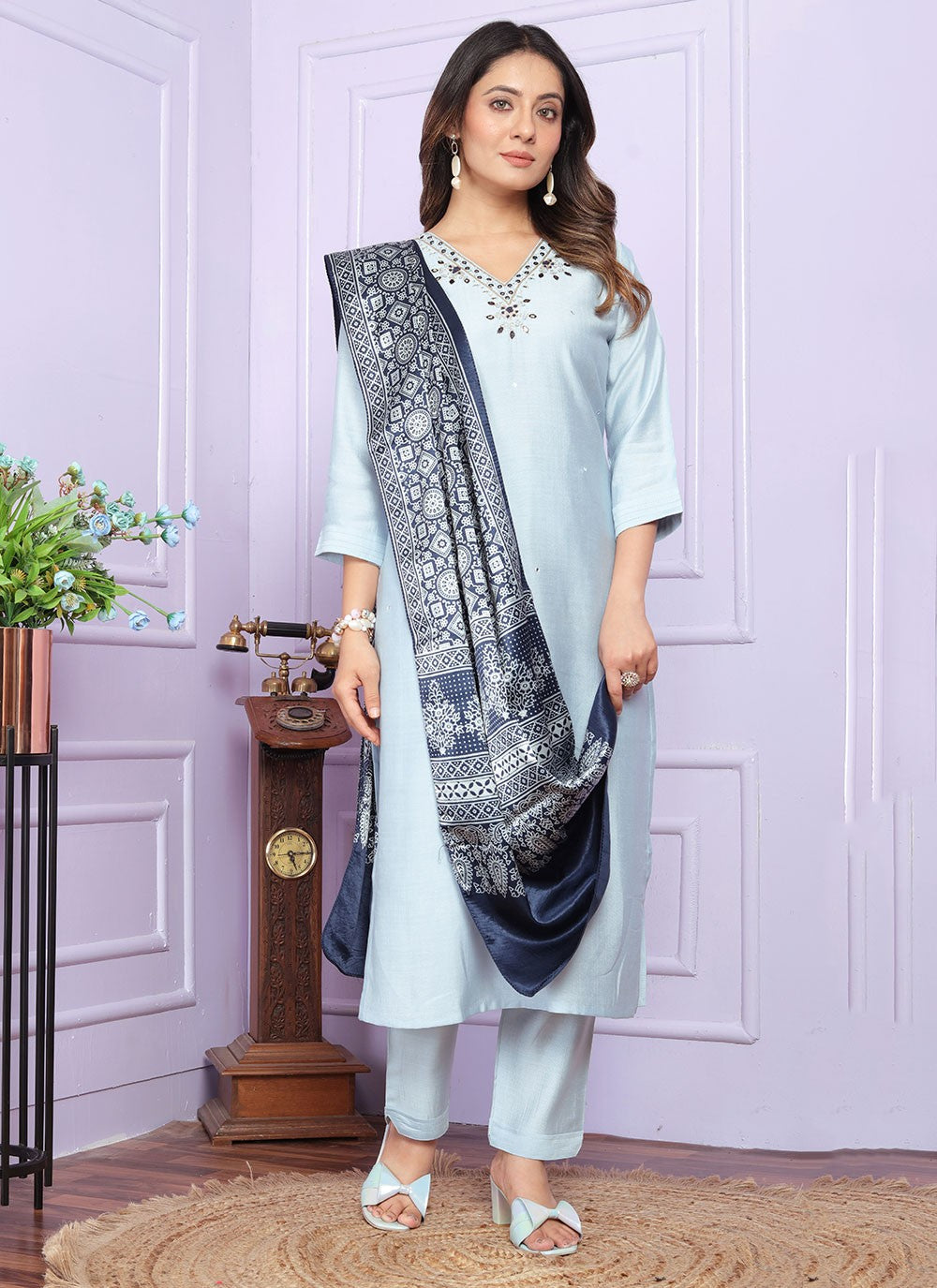 Muslin, Viscose Salwar Suit - T2838