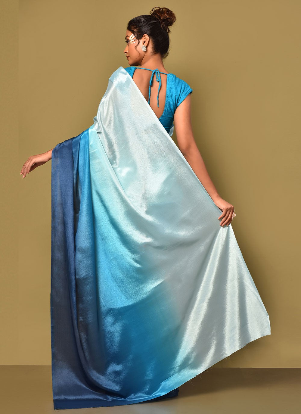 Trendy Plain Chinon Saree - S3000