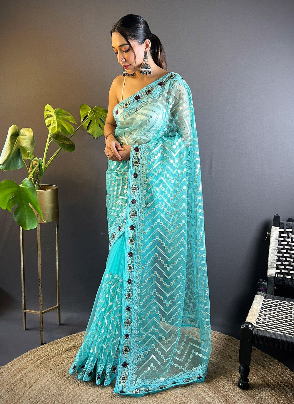 Trendy Embroidered Net Saree - S10598