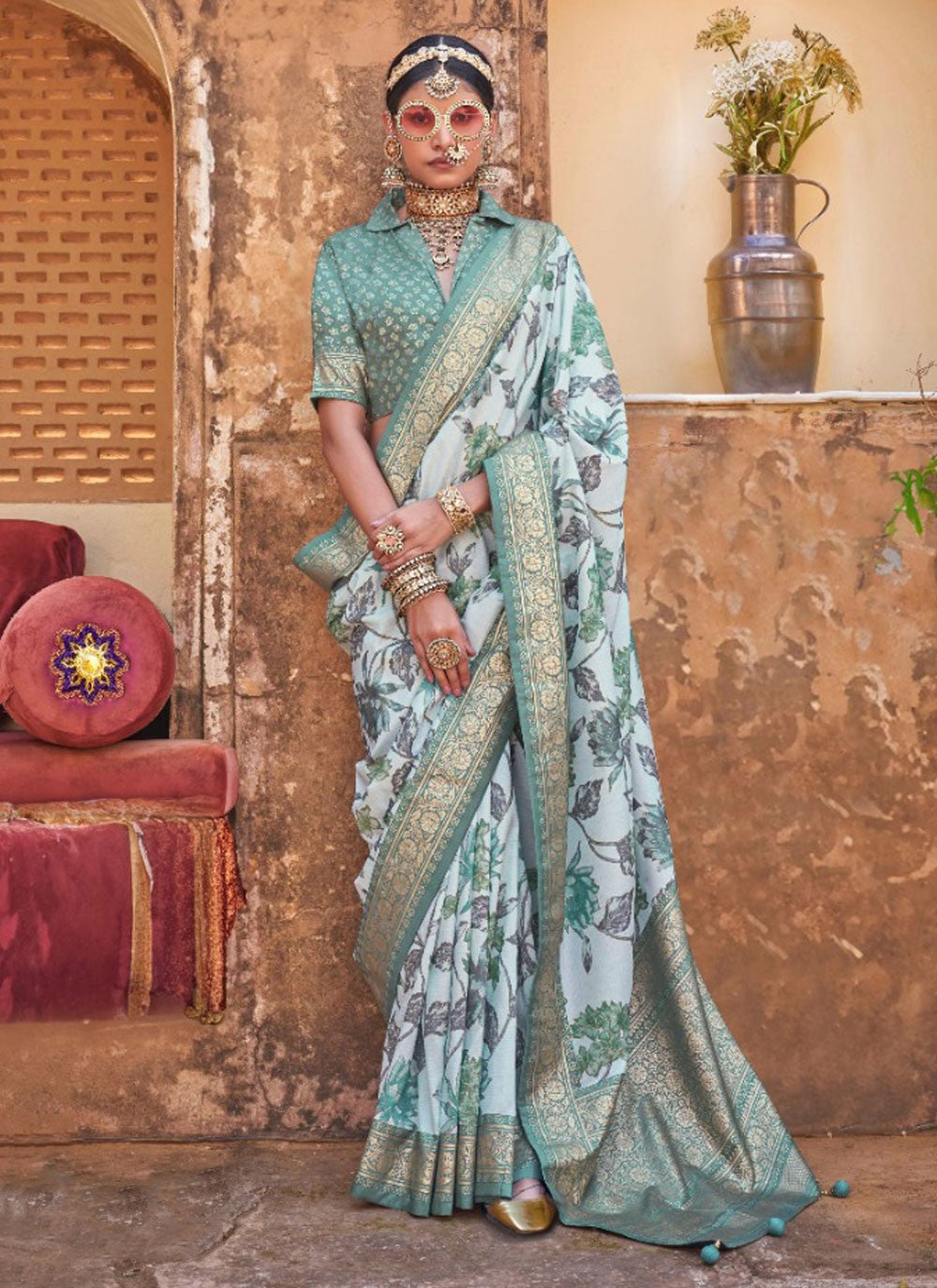 Border Work, Foliage Prints, Weaving Zari Silk Saree - S12095