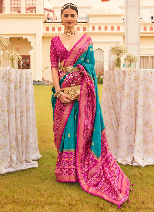 Trendy Patola Print Silk Saree - S4083