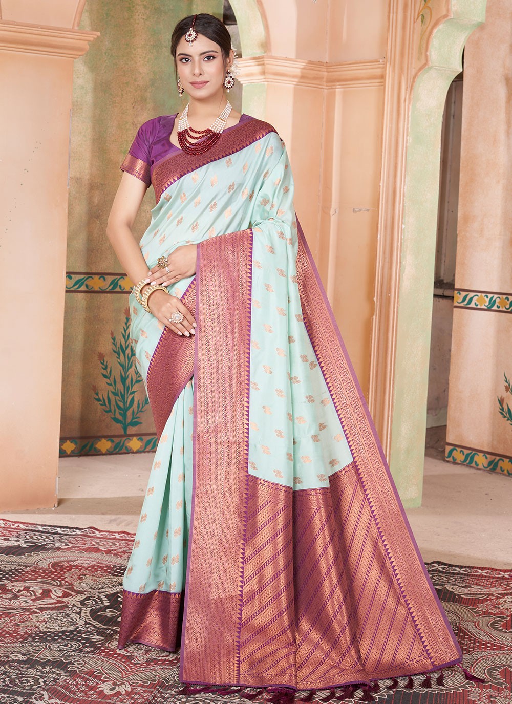 Classic Woven Kanjivaram Silk Saree - S6335