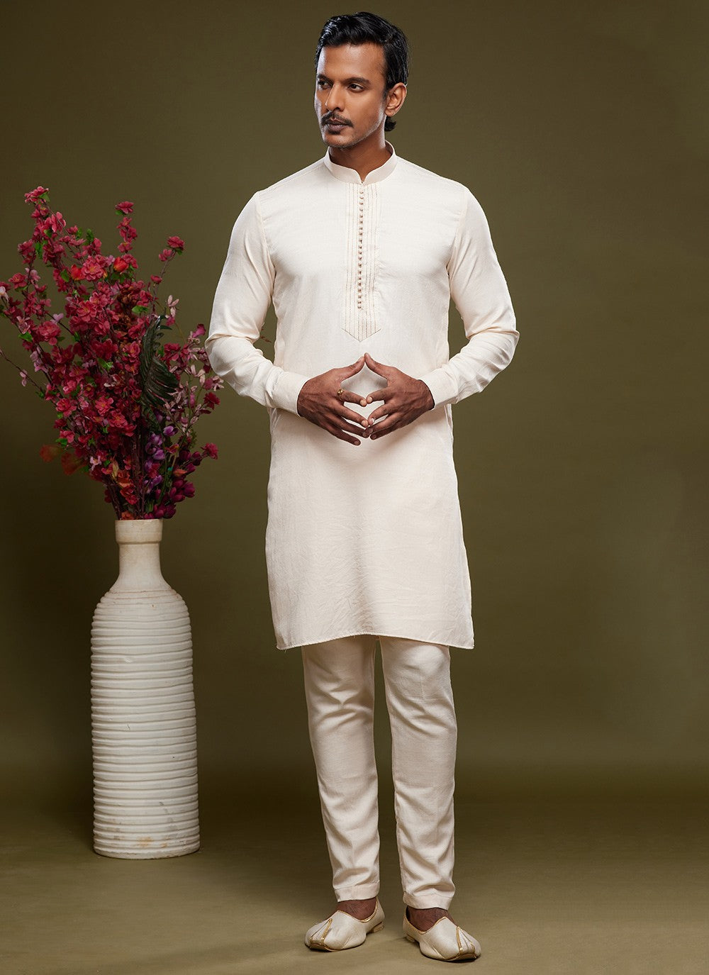 Thread Banarasi Silk Cream Kurta Pyjama - M6055