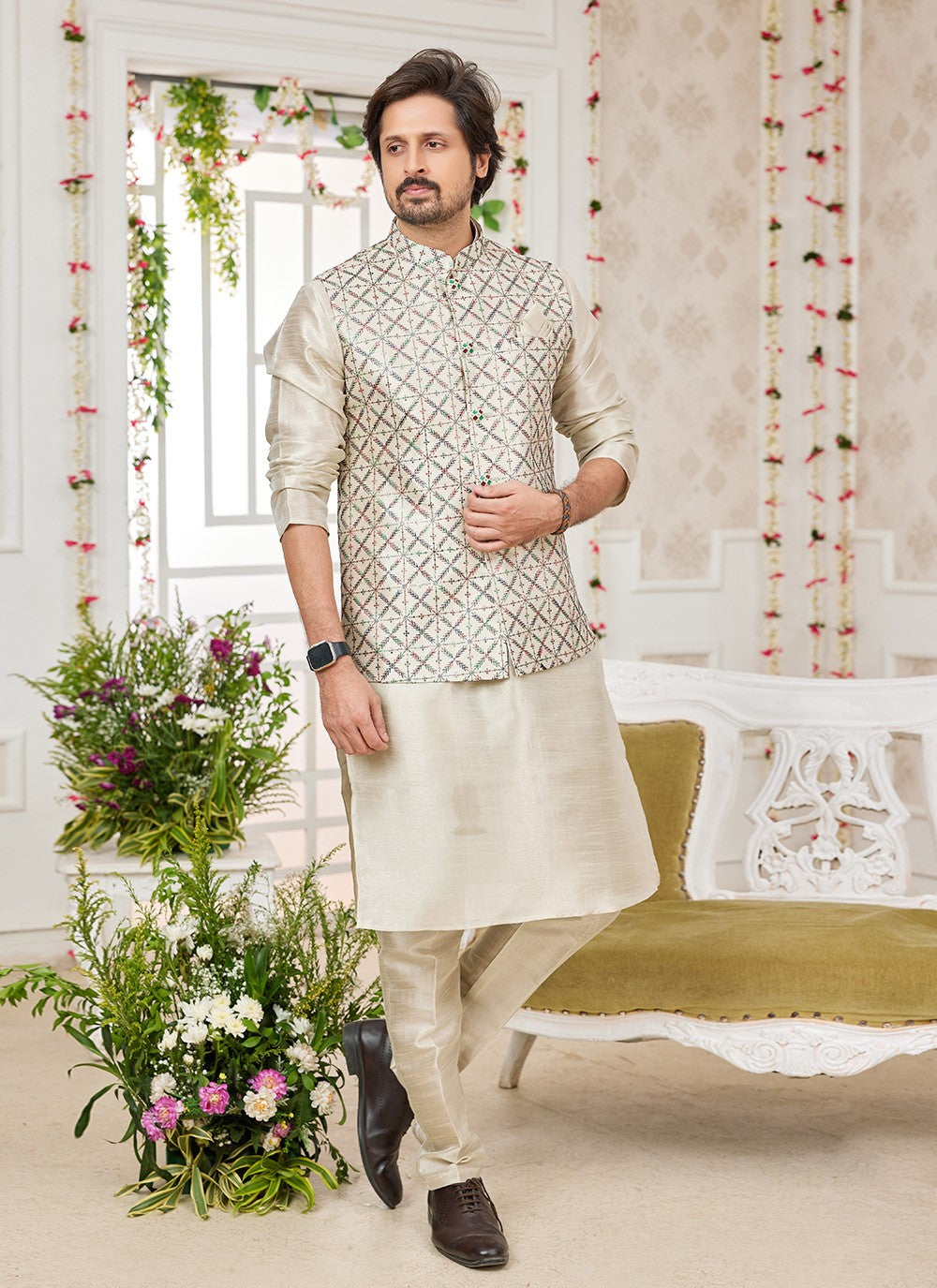 Machine Embroidery Banarasi Silk Green Kurta Payjama With Jacket - M8752