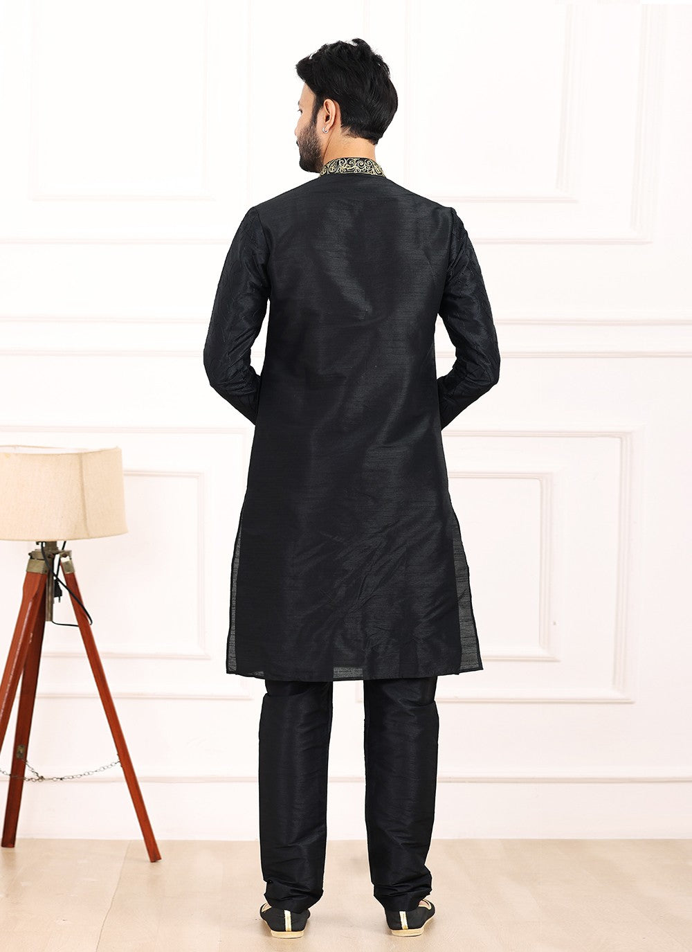 Thread Banarasi Silk Black Kurta Pyjama - M6137