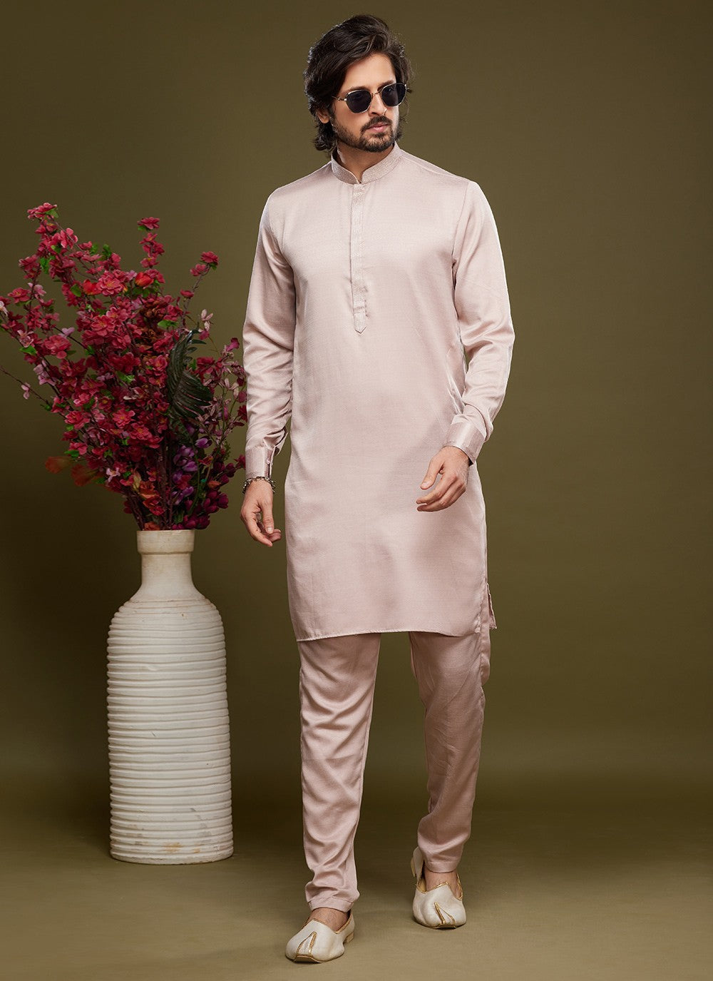 Thread Banarasi Silk Peach Kurta Pyjama - M6058