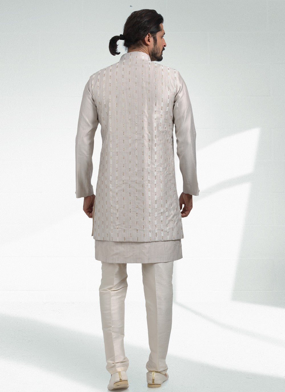 Thread Banarasi Silk Grey Kurta Payjama With Jacket - M4606