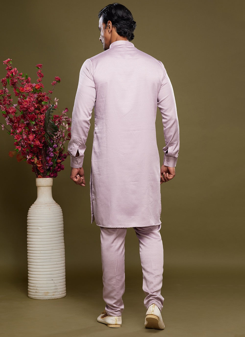 Thread Banarasi Silk Lavender Kurta Pyjama - M6050