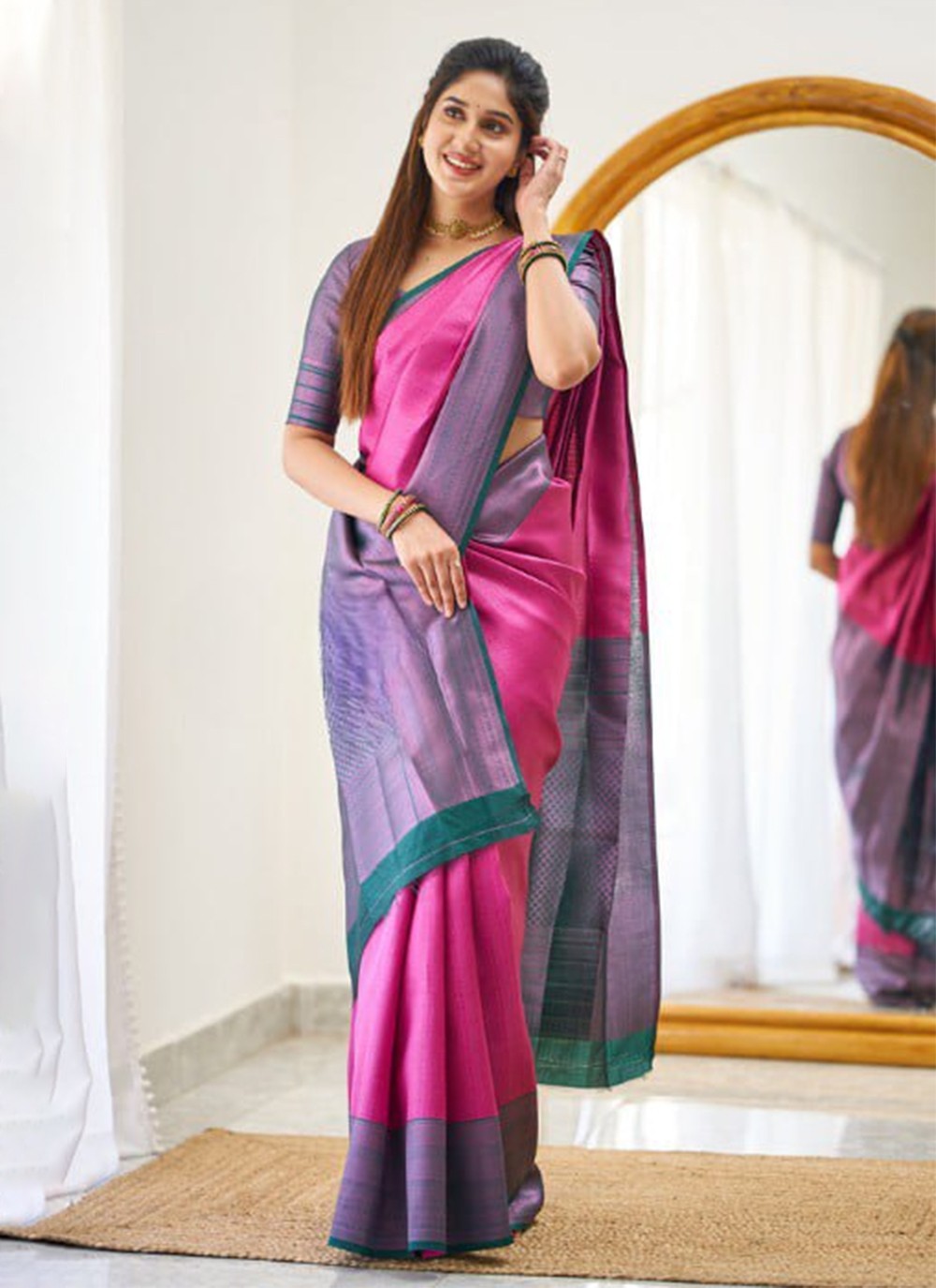 Trendy Woven Banarasi Silk Saree - S5140