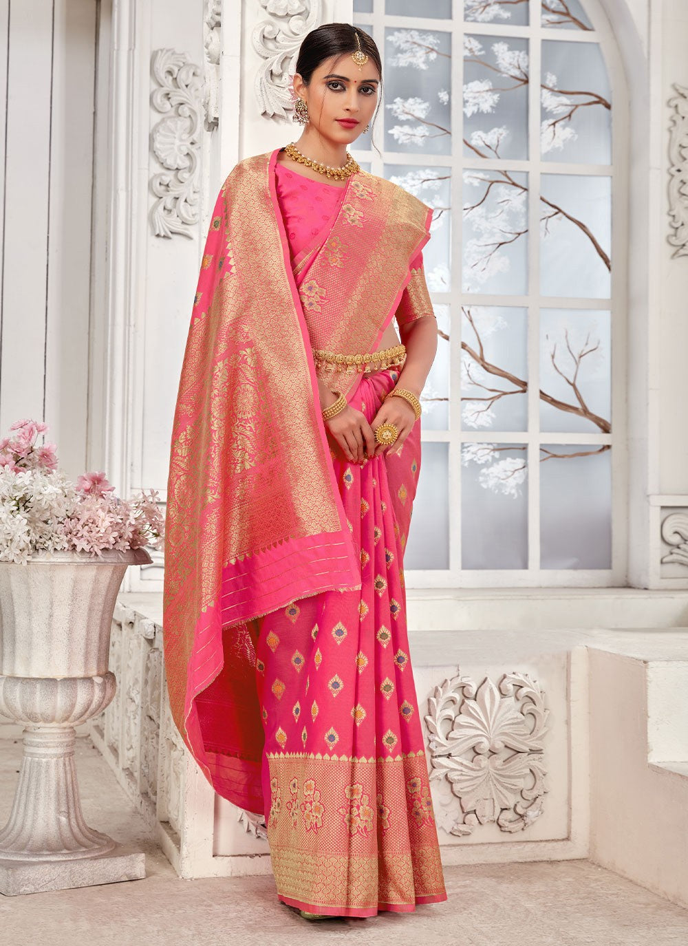 Classic Weaving Zari Banarasi Silk Saree - S1543