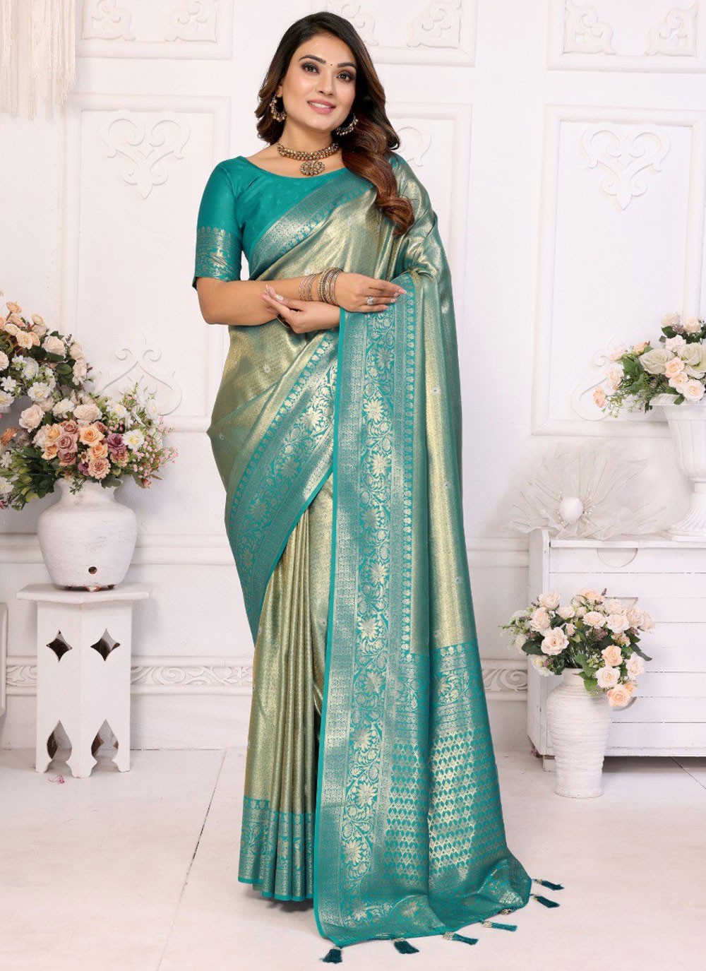 Weaving Zari, Zari Banarasi Silk Saree - S12052