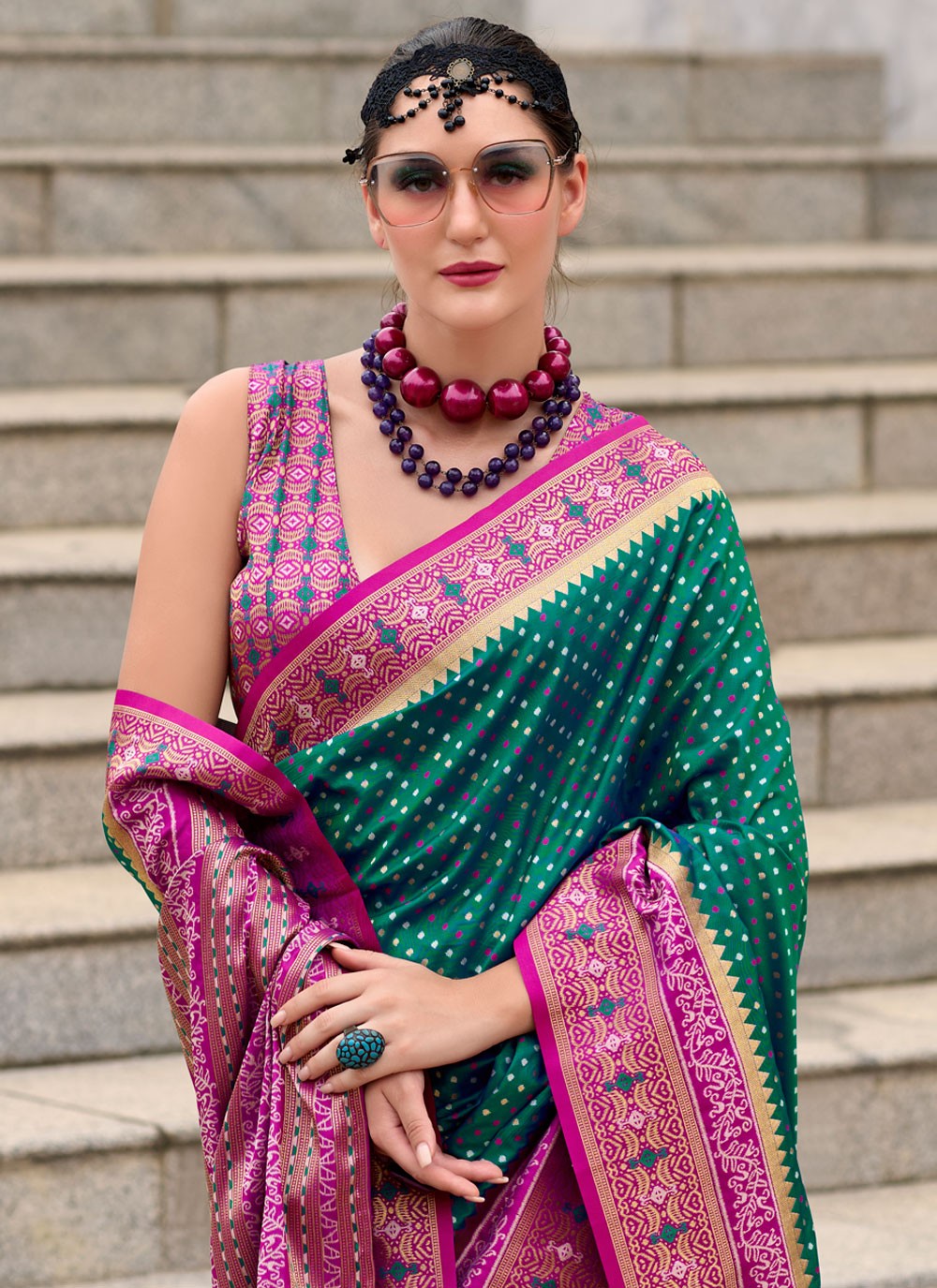 Classic Weaving Zari Banarasi Silk Saree - S8227