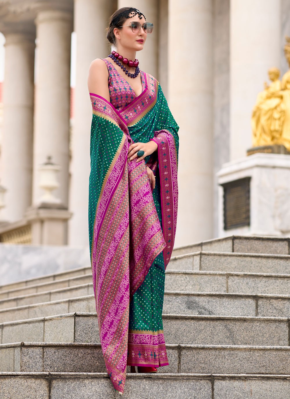 Classic Weaving Zari Banarasi Silk Saree - S8227