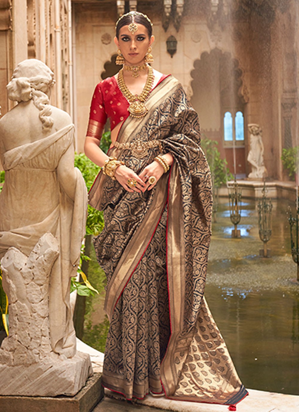 Classic Jacquard Work Banarasi Silk Saree - S7133