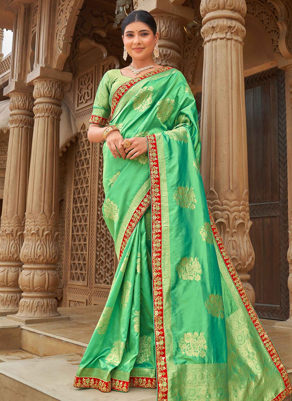 Saree Weaving Zari Banarasi Silk Saree - S1630