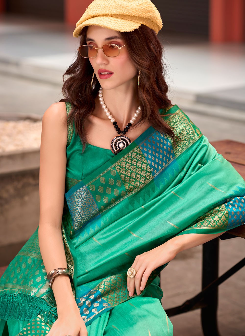 Classic Weaving Zari Banarasi Silk Saree - S7775