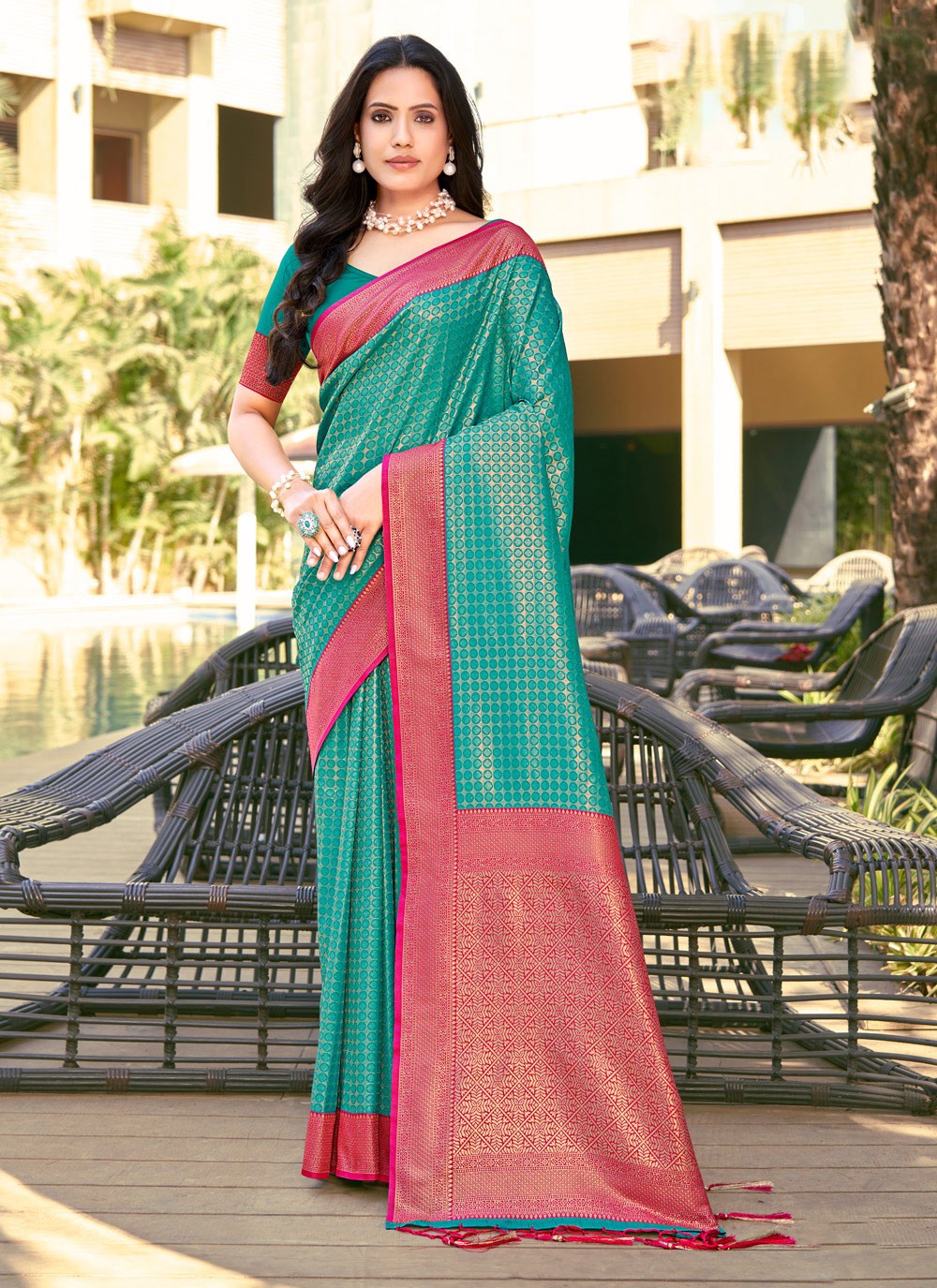 Traditional Weaving Zari Banarasi Silk Saree - S5493