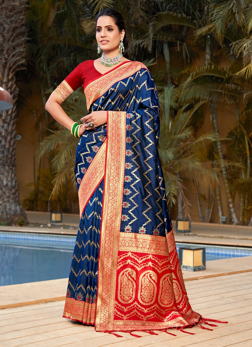 Traditional Weaving Zari Banarasi Silk Saree - S5447