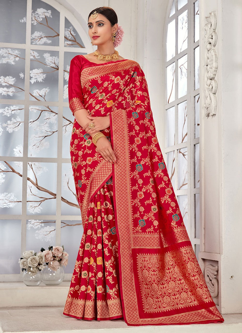 Classic Weaving Zari Banarasi Silk Saree - S1543