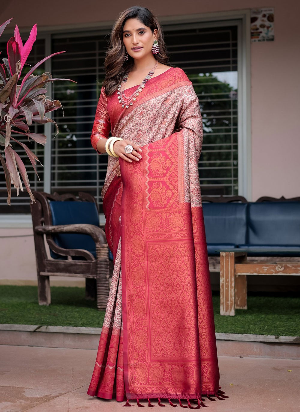 Woven, Zari Banarasi Silk Saree - S12264