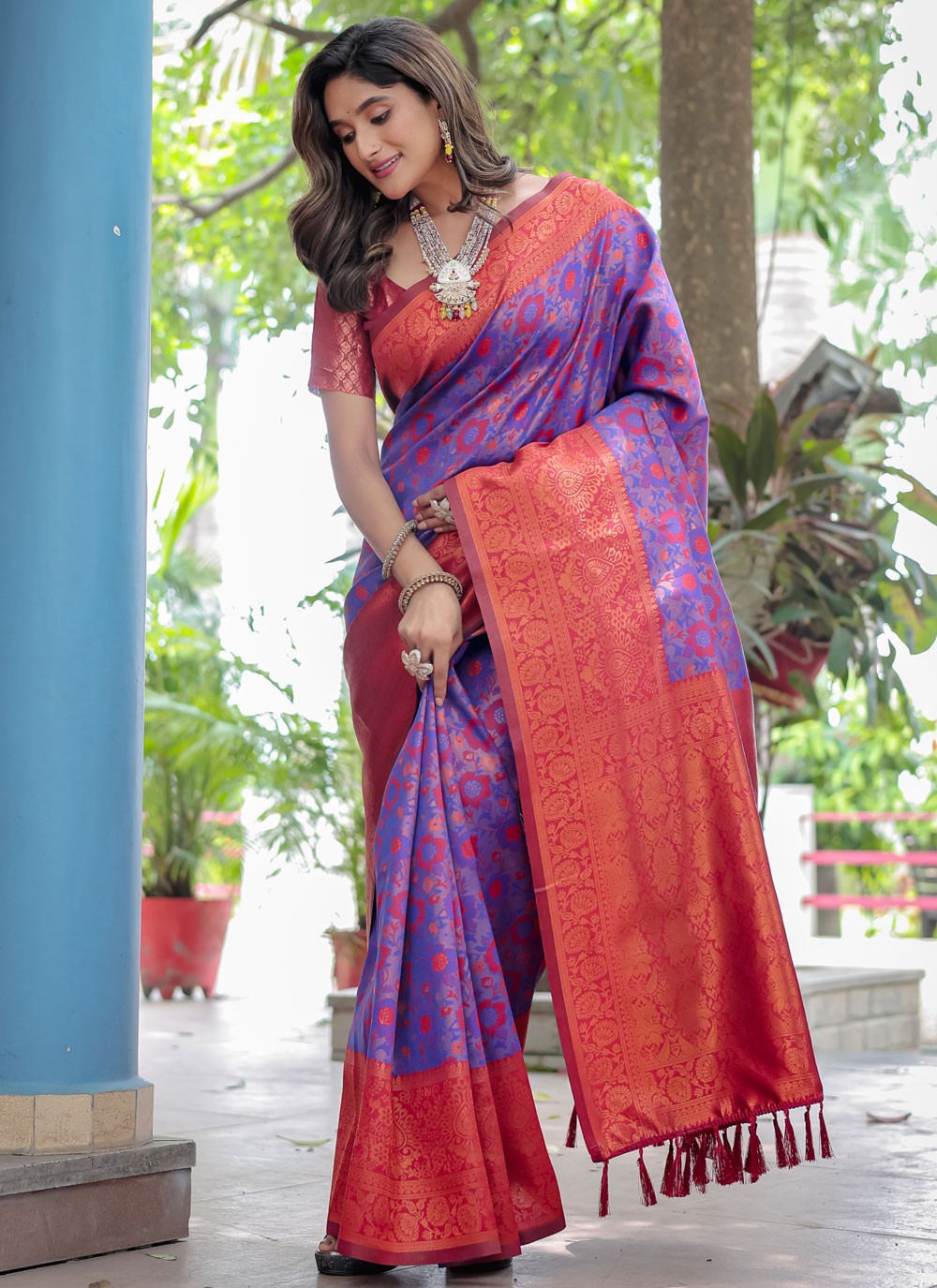 Woven, Zari Banarasi Silk Saree - S12280