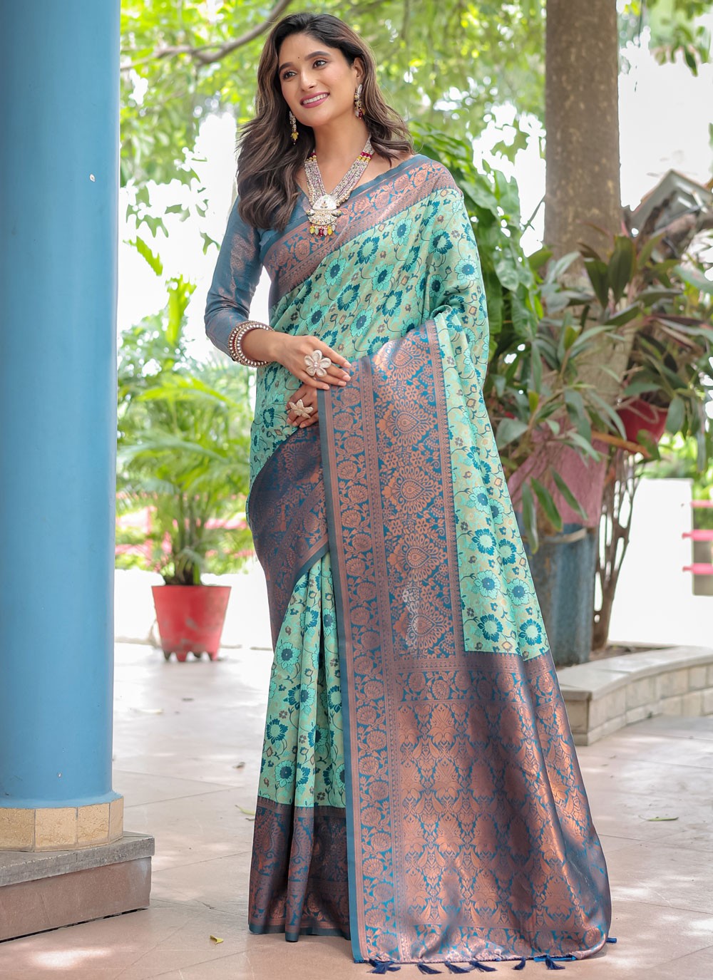 Woven, Zari Banarasi Silk Saree - S12280