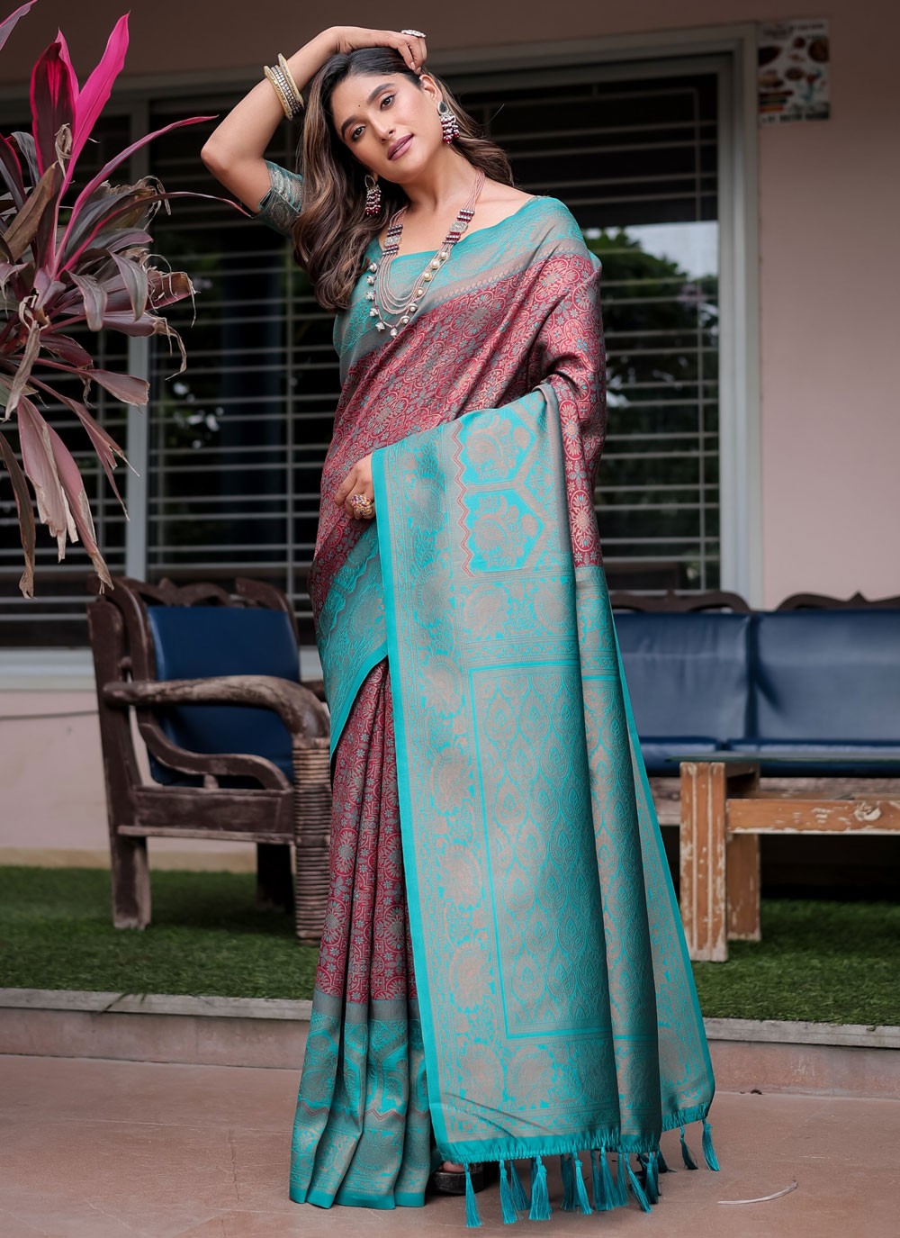 Woven, Zari Banarasi Silk Saree - S12264