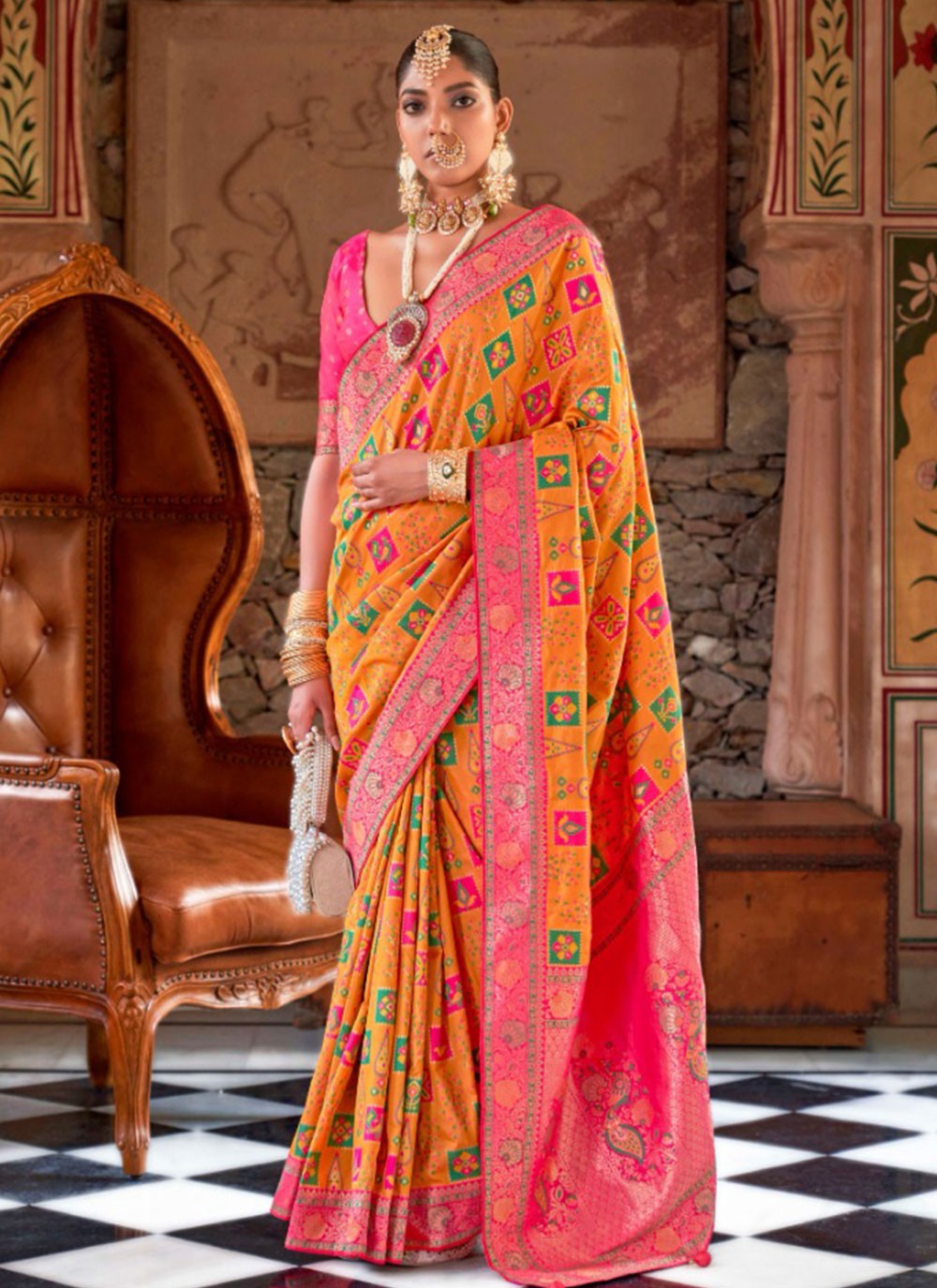 Classic Weaving Zari Banarasi Silk Saree - S6172