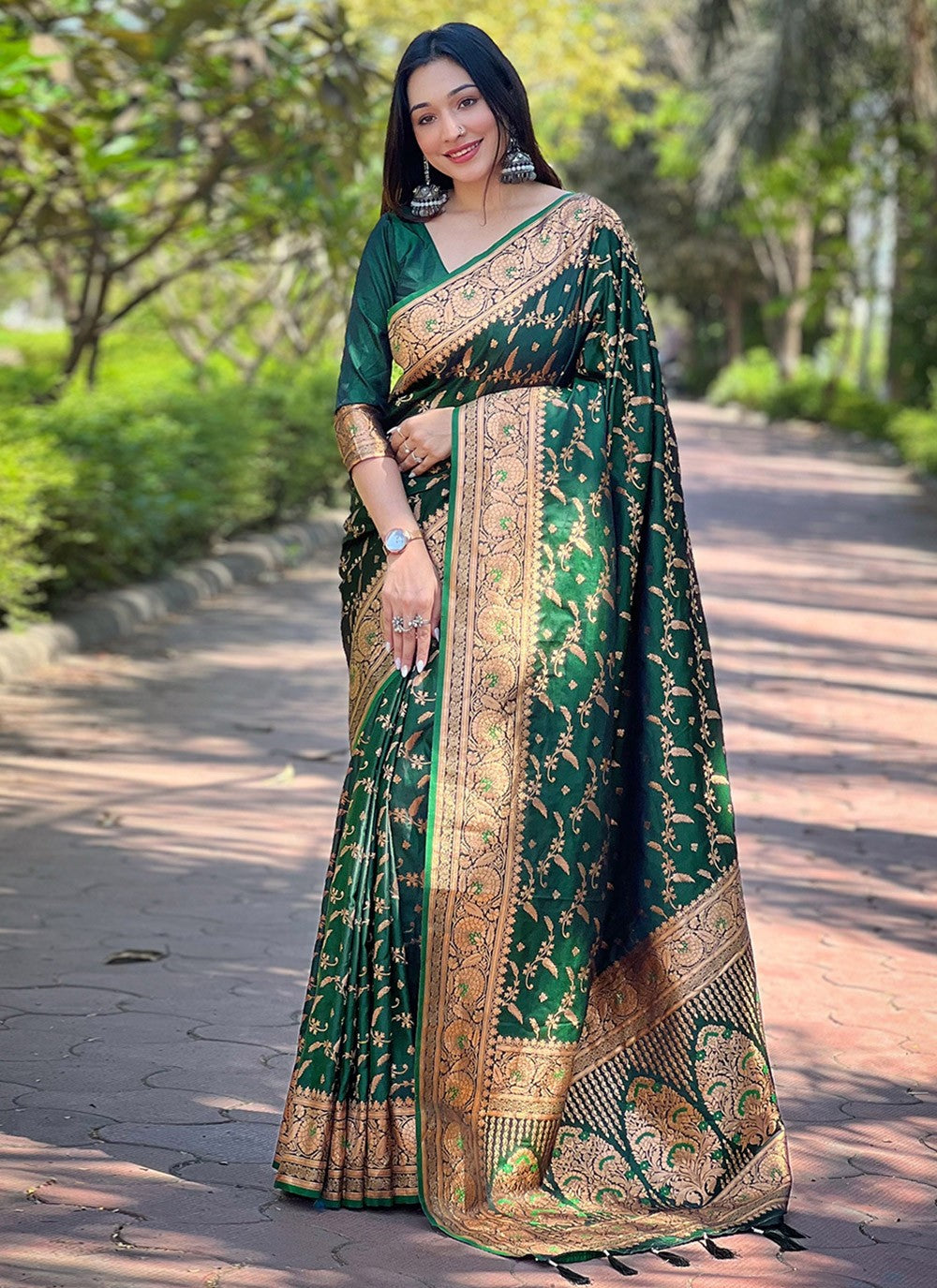 Traditional Woven Banarasi Silk Saree - S8190