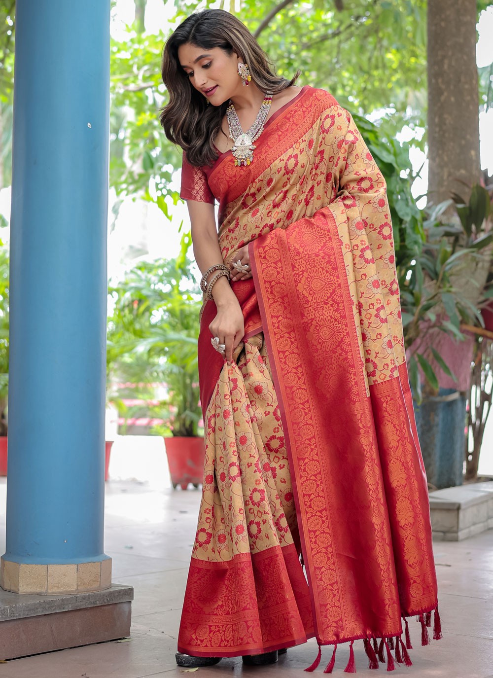 Woven, Zari Banarasi Silk Saree - S12280