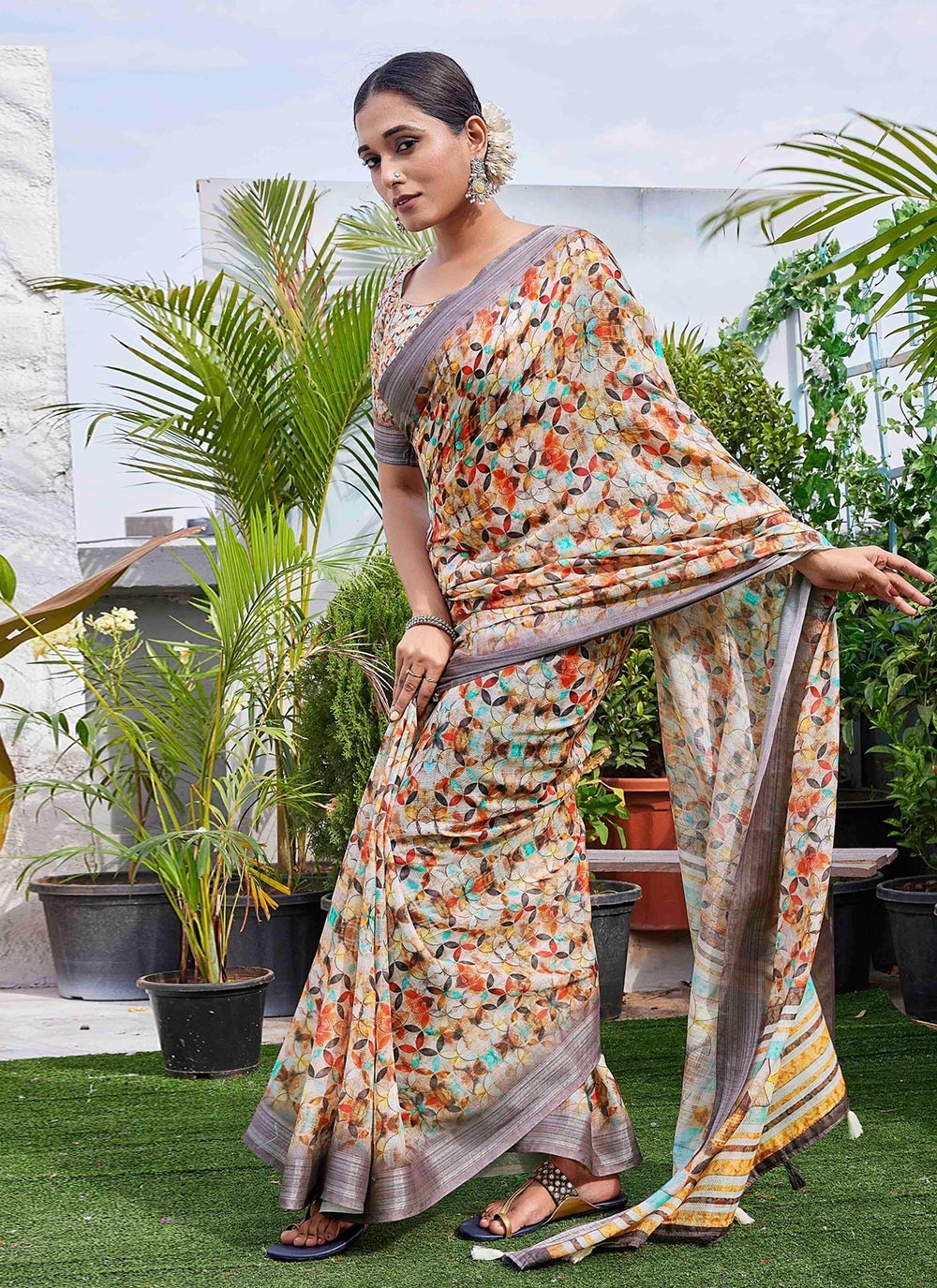 Contemporary Digital Print Linen Green Saree - S11017