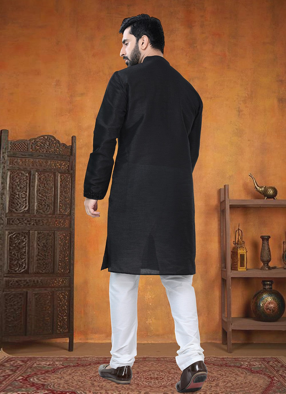 Patch Silk Black Kurta Pyjama - M8760