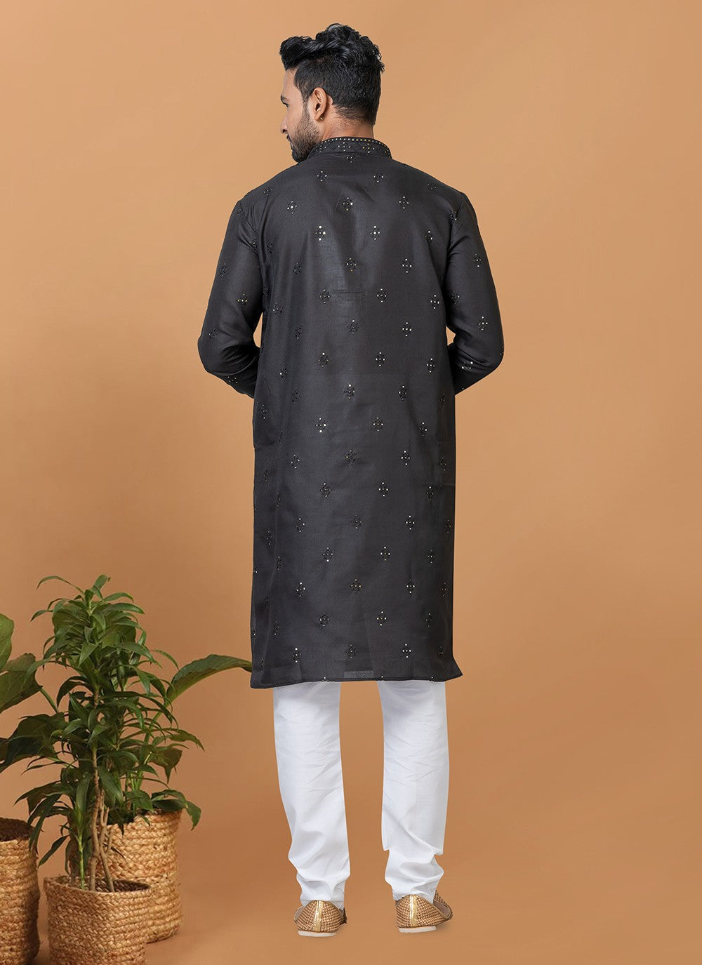 Embroidered Polly Cotton Black Kurta Pyjama - M6273