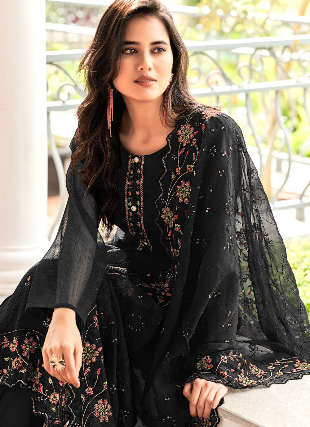 Embroidered Chiffon Salwar Suit - T4464