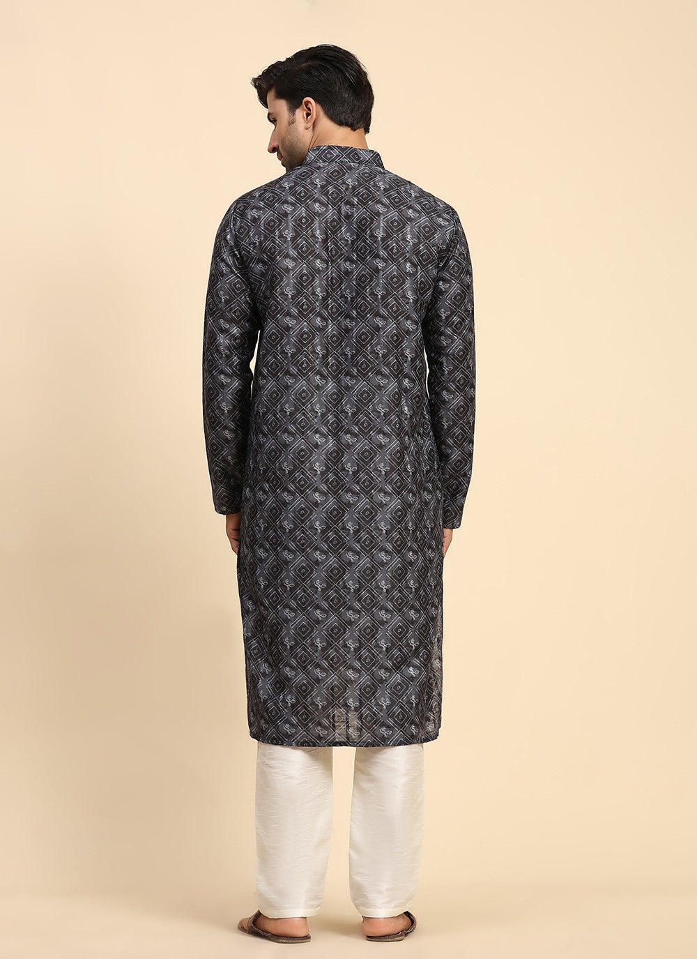 Digital Print Cotton Black Kurta Pyjama - M8145