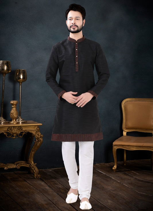 Patch Border Silk Black Kurta Pyjama - M4451