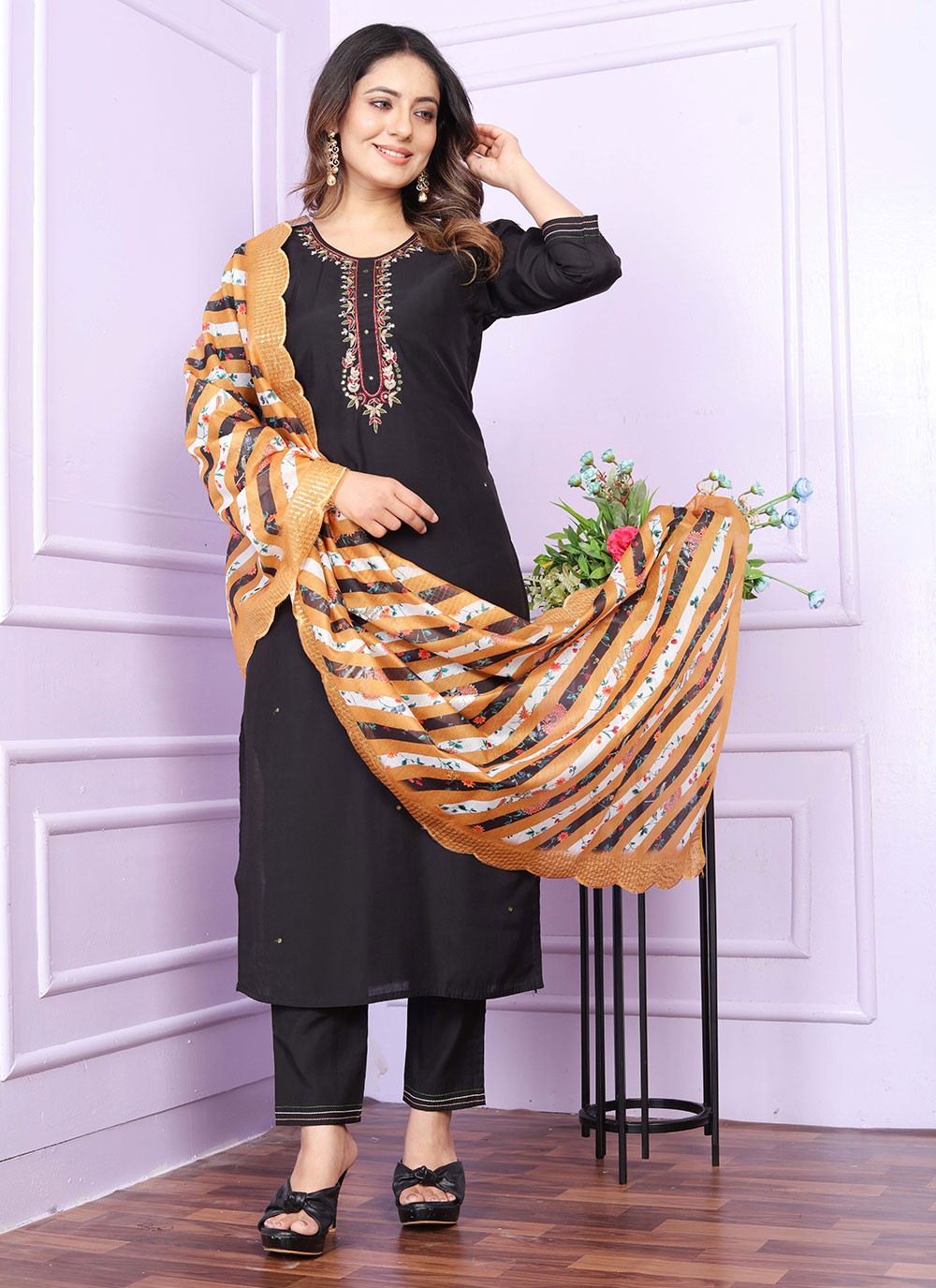 Muslin, Viscose Salwar Suit - T2838