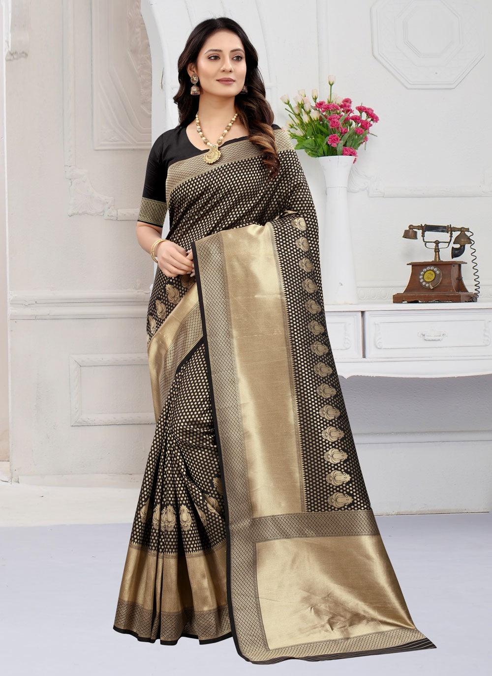 Designer Weaving Zari Banarasi Silk Saree - S1201