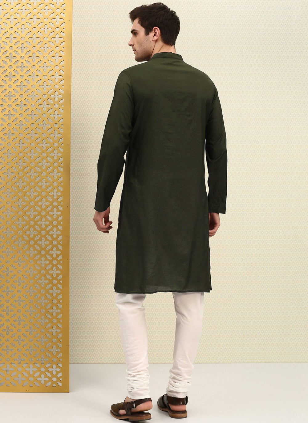 Embroidered Blended Cotton Green Kurta Pyjama - M4500