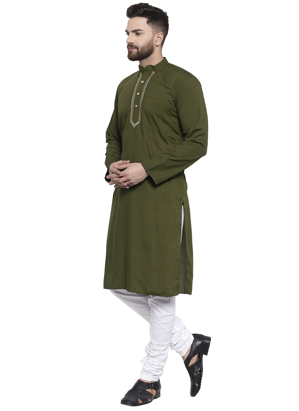 Machine Embroidery Blended Cotton Green Kurta Pyjama - M5666