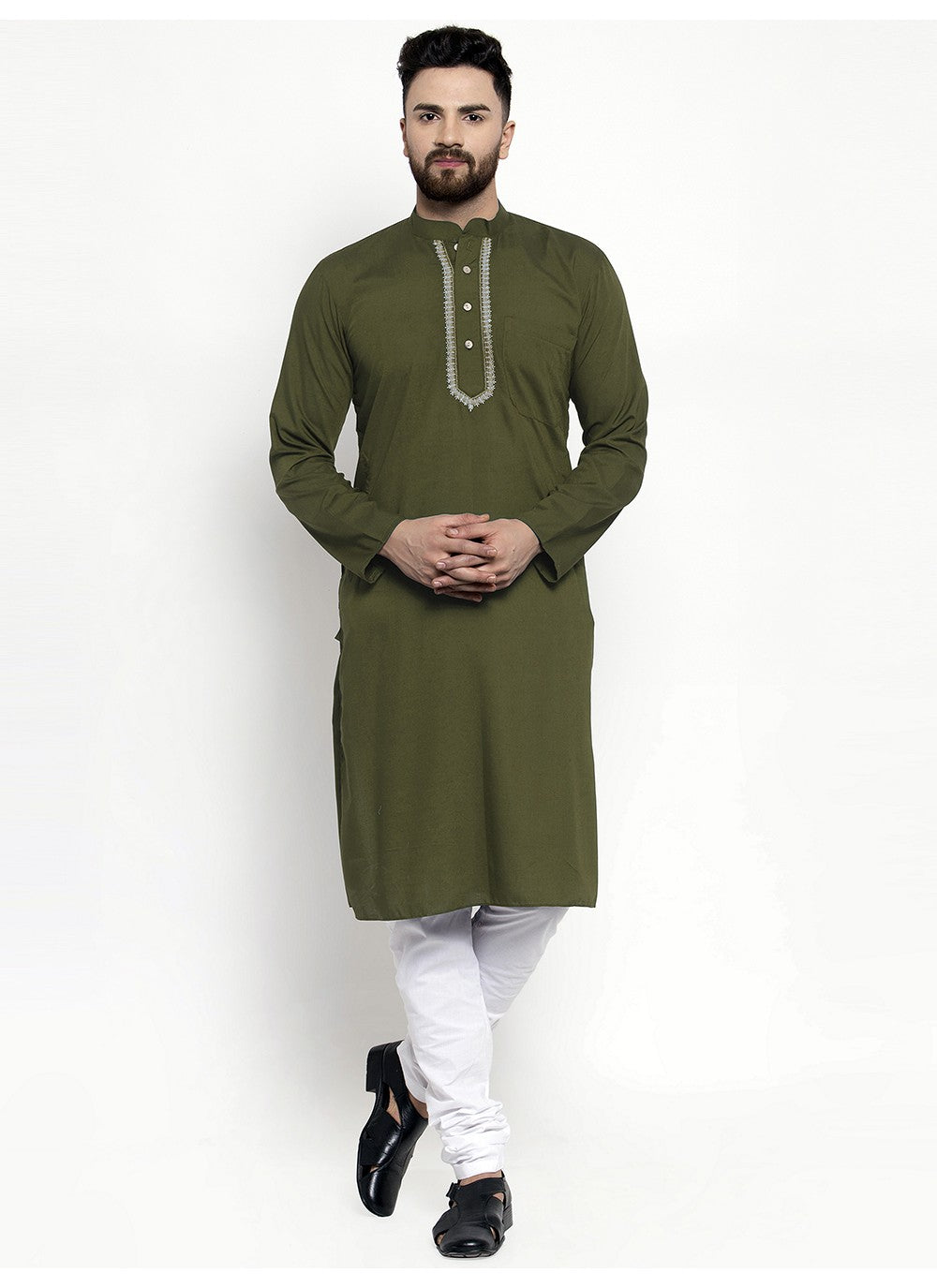 Machine Embroidery Blended Cotton Green Kurta Pyjama - M5666