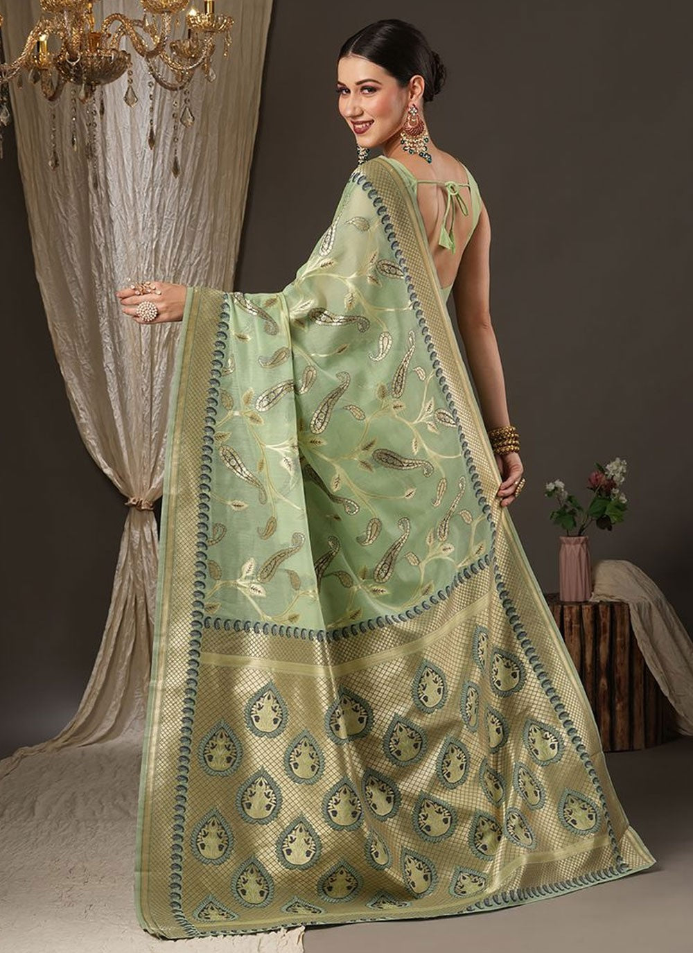 Classic Weaving Zari Organza Saree - S8907