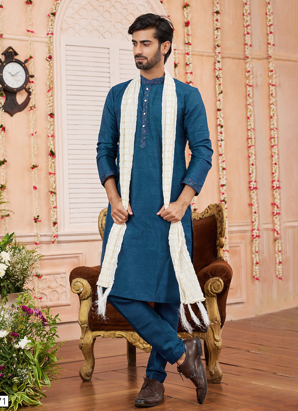 Patch Banarasi Silk Blue Kurta Pyjama - M8743