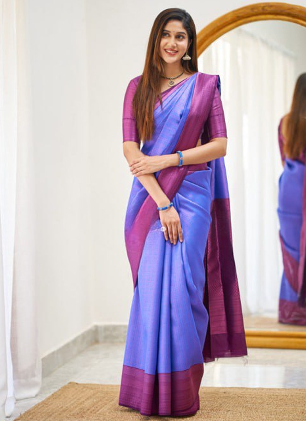 Trendy Woven Banarasi Silk Saree - S5140