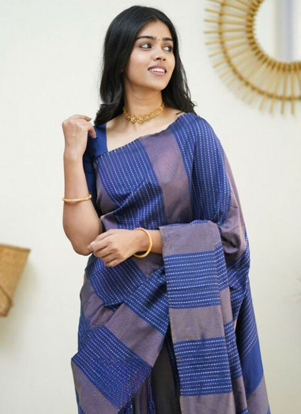 Classic Woven Banarasi Silk Saree - S6002