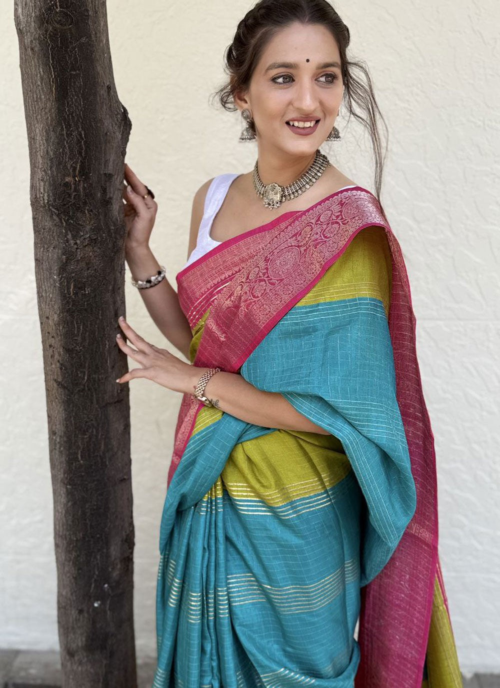 Foliage Prints Pure Dola Saree - S11844