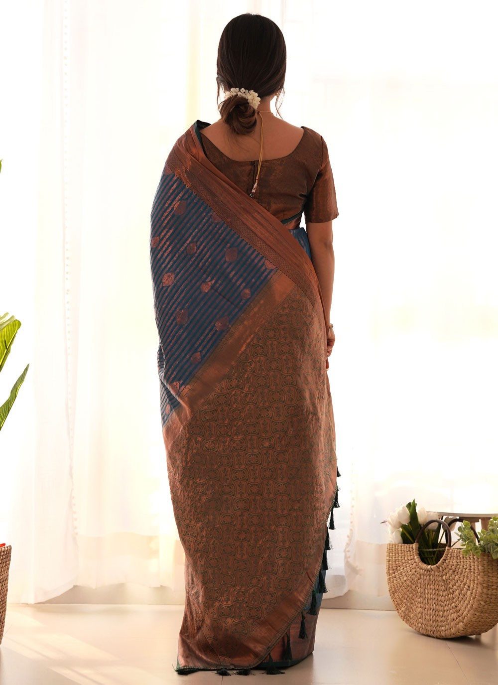 Woven, Zari Kanjivaram Silk Saree - S12290