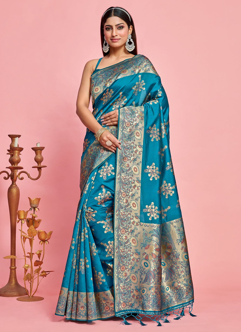 Classic Weaving Zari Kanjivaram Silk Saree - S5315