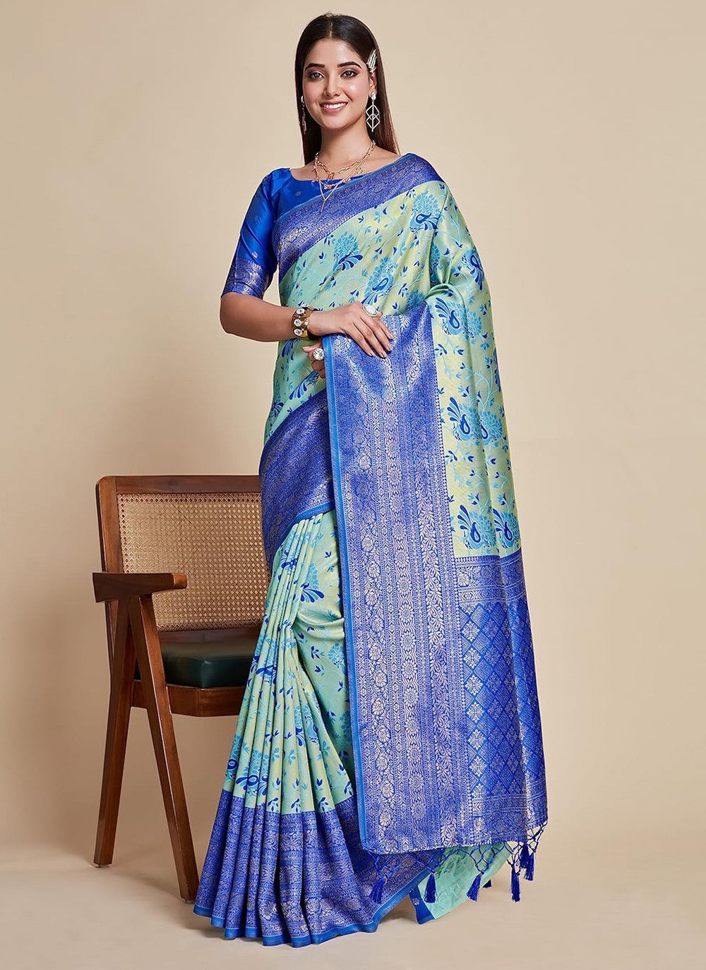 Classic Weaving Zari Kanjivaram Silk Saree - S5336