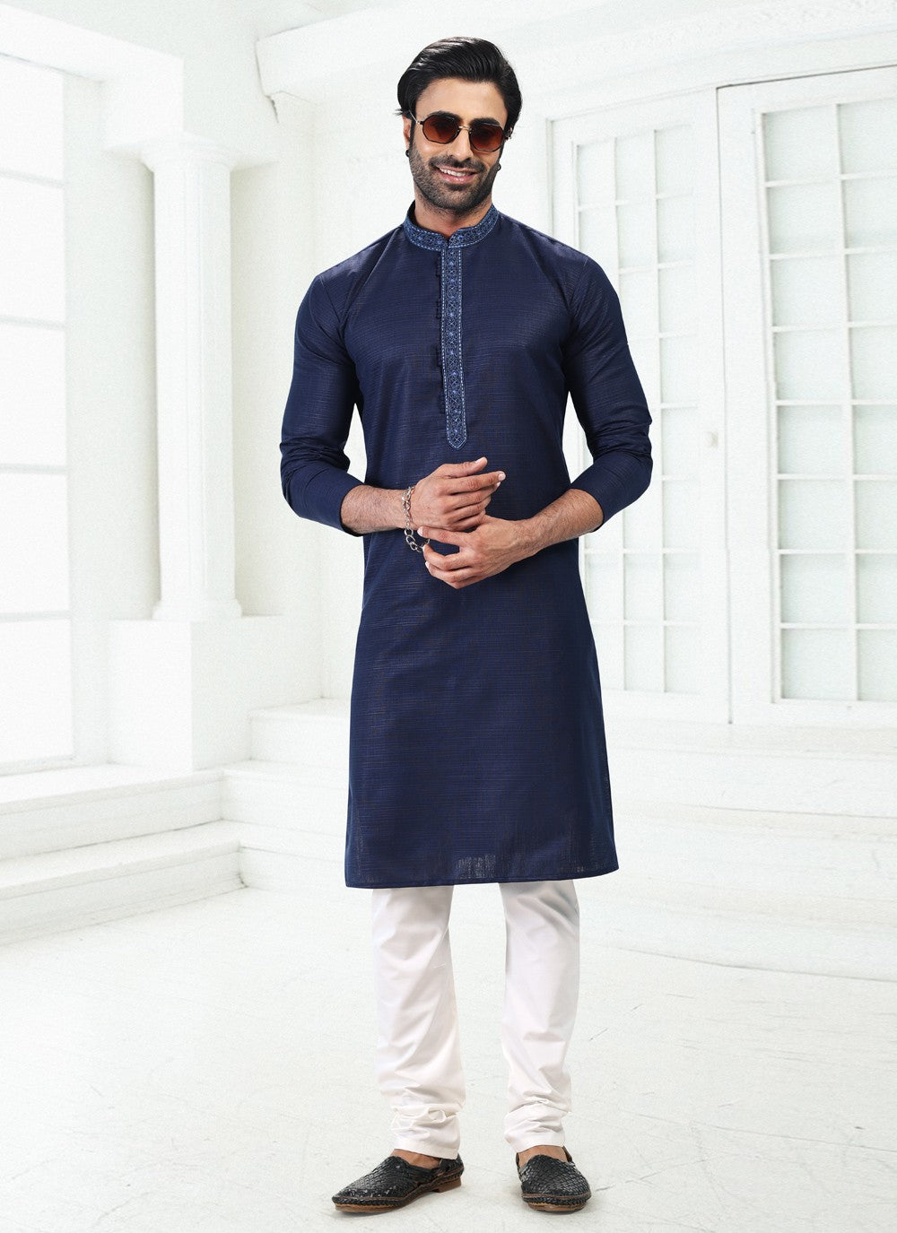 Thread Cotton , Linen Blue Kurta Pyjama - M4896